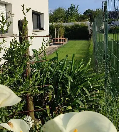 Maison Recente Avec Jardin. Plourhan Exterior foto